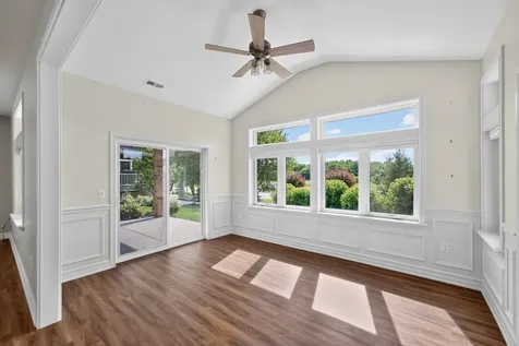 11 Briden Lane Sycamore IL 60178