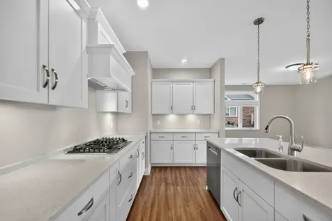 11 Briden Lane Sycamore IL 60178