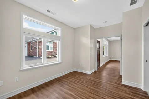 11 Briden Lane Sycamore IL 60178