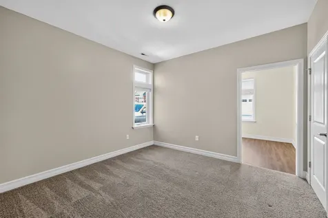 11 Briden Lane Sycamore IL 60178