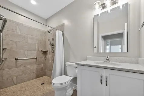 11 Briden Lane Sycamore IL 60178