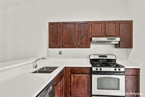 3287 Medford Court Island Lake IL 60042