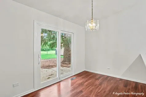 3287 Medford Court Island Lake IL 60042