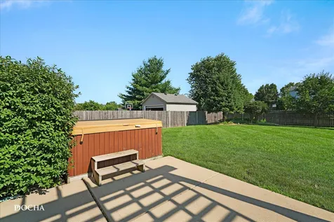 1032 White Plains Lane Yorkville IL 60560
