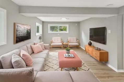 617 South Busse Road Mount Prospect IL 60056