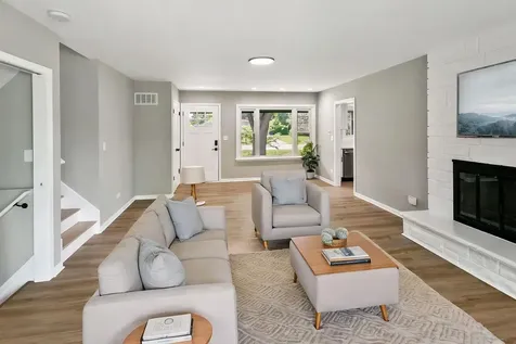 617 South Busse Road Mount Prospect IL 60056