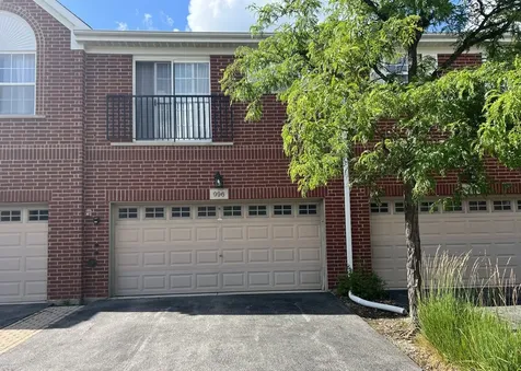 996 Enfield Drive Northbrook IL 60062