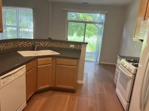 996 Enfield Drive Northbrook IL 60062