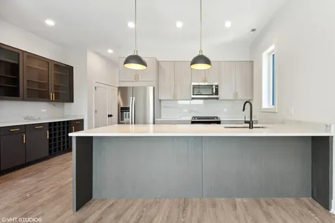 4336 South Vincennes Avenue Chicago IL 60653