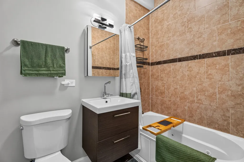 6501 South Kimbark Avenue Chicago IL 60637