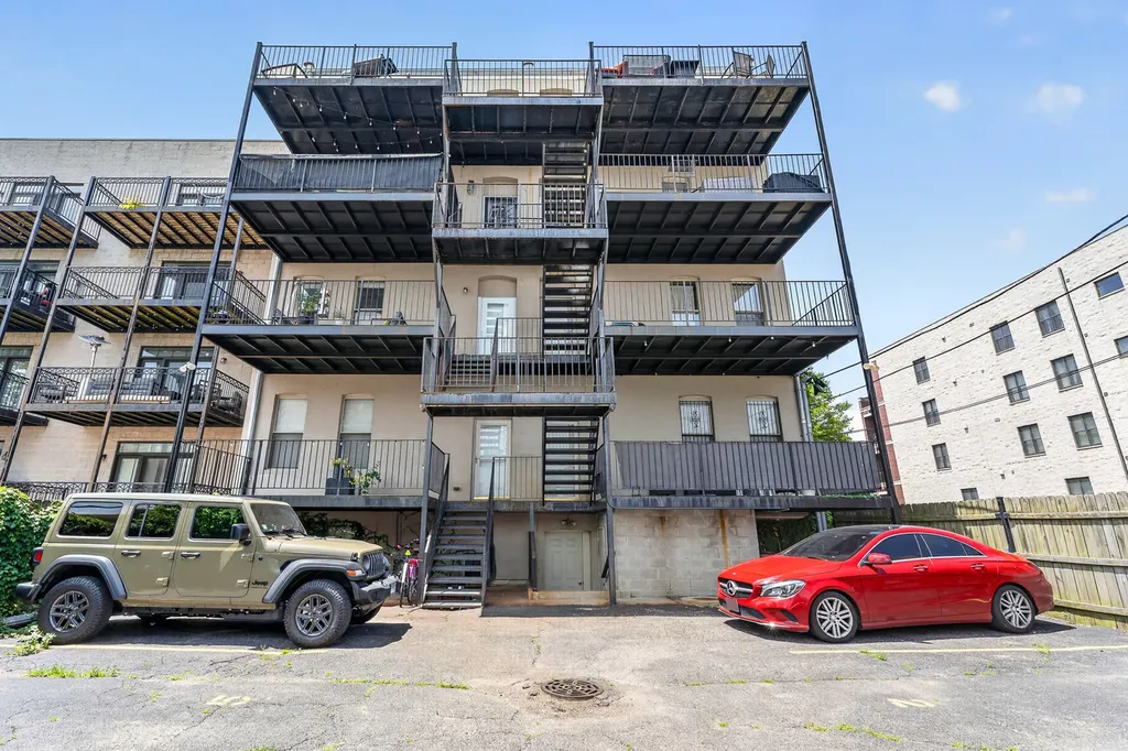 6501 South Kimbark Avenue Chicago IL 60637