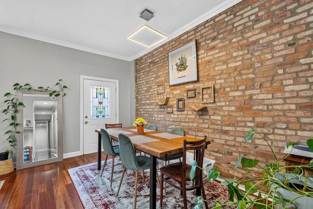 6501 South Kimbark Avenue Chicago IL 60637