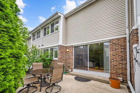 443 Partridge Lane Deerfield IL 60015