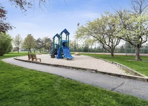 443 Partridge Lane Deerfield IL 60015