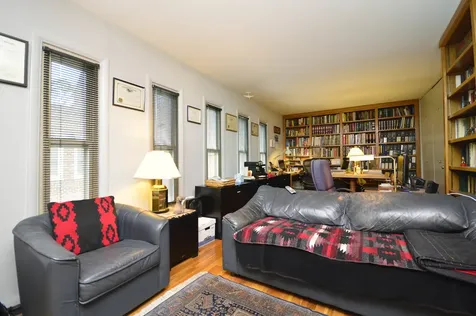 5117 South Cornell Avenue Chicago IL 60615