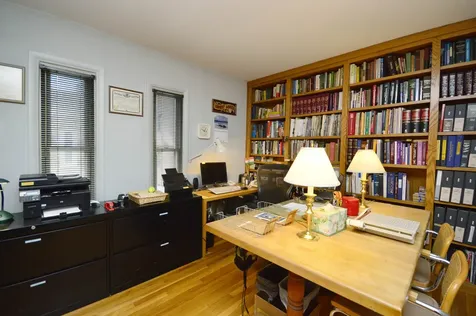 5117 South Cornell Avenue Chicago IL 60615