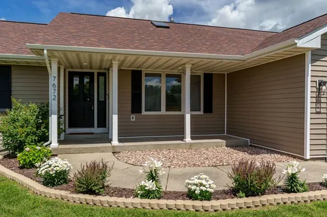7672 Hawks Ridge Machesney Park IL 61115