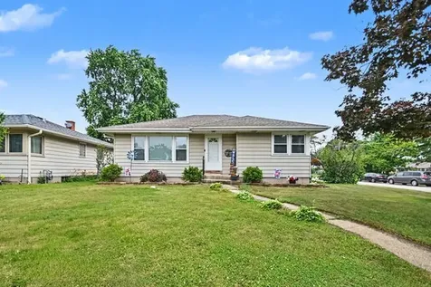 901 Brookwood Street Bensenville IL 60106