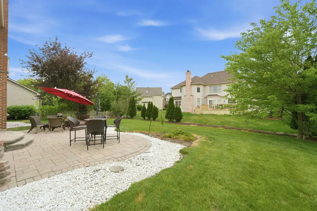 3423 Goldfinch Drive Naperville IL 60564