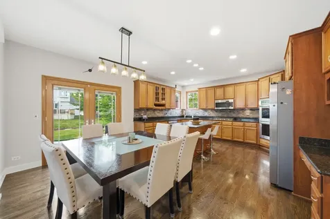 3423 Goldfinch Drive Naperville IL 60564