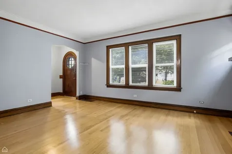 2257 Orchard Street Blue Island IL 60406