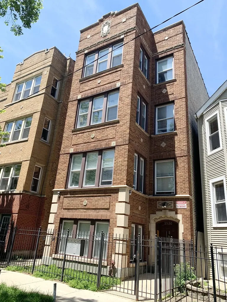 3530 West Palmer Street Chicago IL 60647