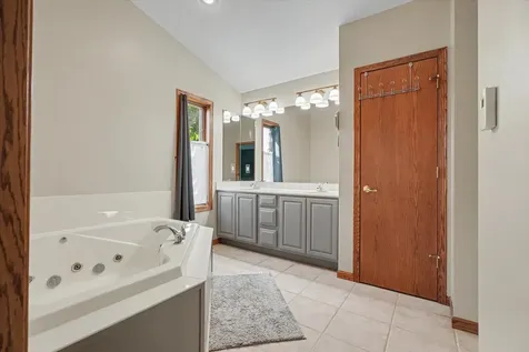 162 Iroquois Trail Loda IL 60948