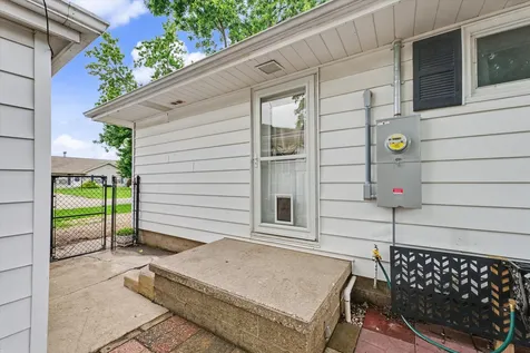 517 Stout Street St. Joseph IL 61873