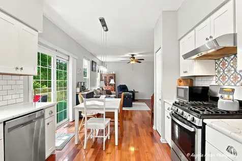 317 Talismon Drive Crystal Lake IL 60012