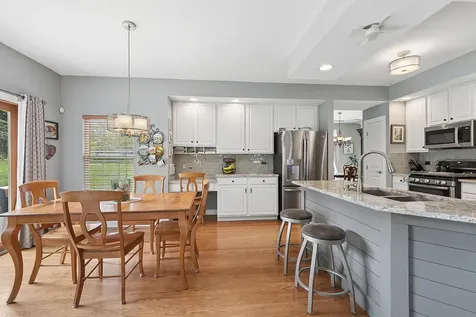 12013 South 76th Avenue Palos Heights IL 60463