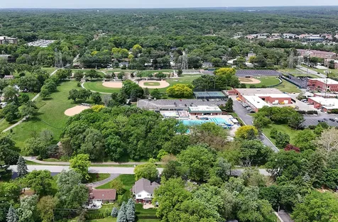 12013 South 76th Avenue Palos Heights IL 60463