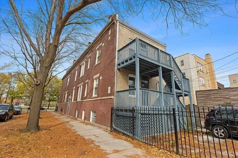 4351 North Bell Avenue Chicago IL 60618