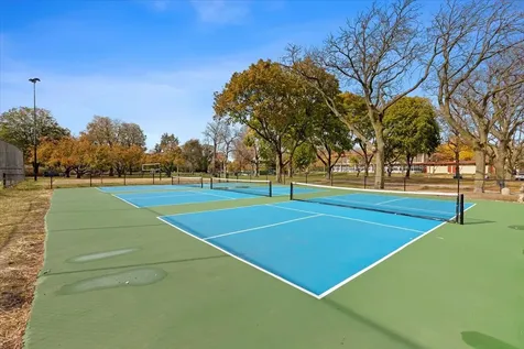 4351 North Bell Avenue Chicago IL 60618