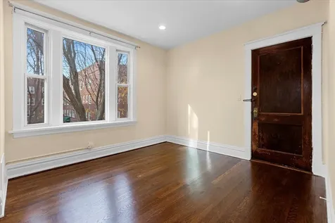 4351 North Bell Avenue Chicago IL 60618