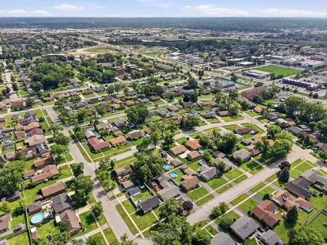 7036 Oxford Street Bridgeview IL 60455