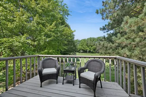 752 Shoreline Road Lake Barrington IL 60010