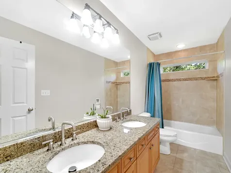 361 South Quentin Road Palatine IL 60067