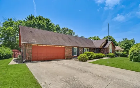 304 Cherokee Drive Georgetown IL 61846