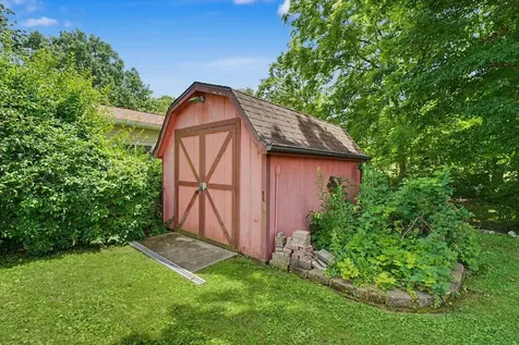 304 Cherokee Drive Georgetown IL 61846