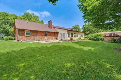 304 Cherokee Drive Georgetown IL 61846