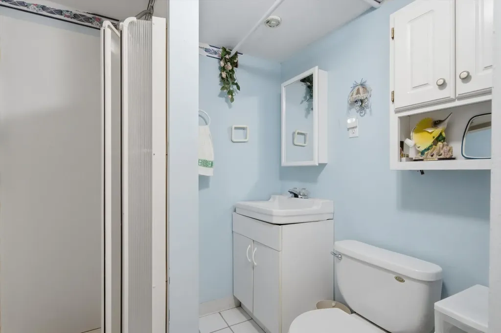 6111 West 55th Street Chicago IL 60638