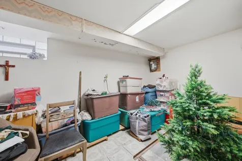6111 West 55th Street Chicago IL 60638