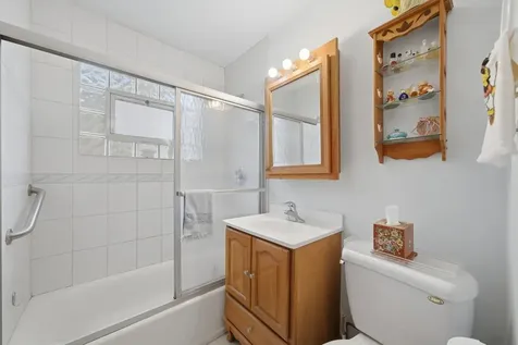 6111 West 55th Street Chicago IL 60638