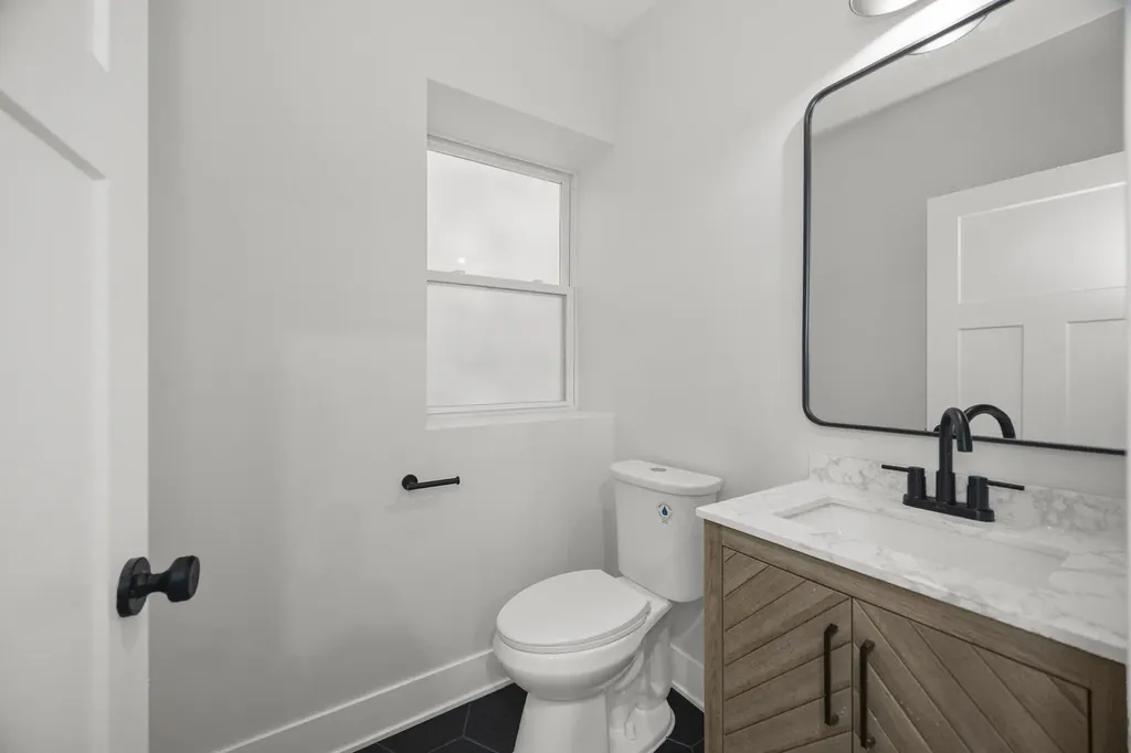 6423 South Evans Avenue Chicago IL 60637