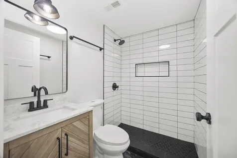 6423 South Evans Avenue Chicago IL 60637