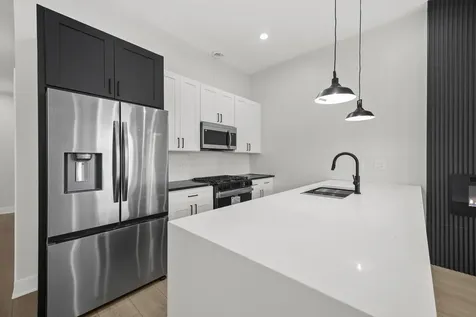 6423 South Evans Avenue Chicago IL 60637