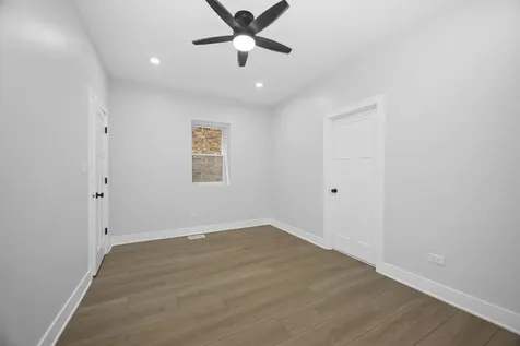 6423 South Evans Avenue Chicago IL 60637