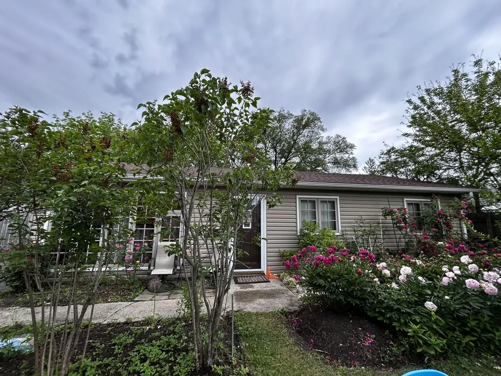 324 North Emerald Avenue Mundelein IL 60060
