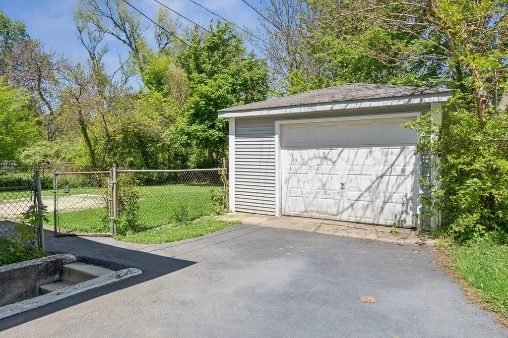 916 Lacey Avenue Lisle IL 60532