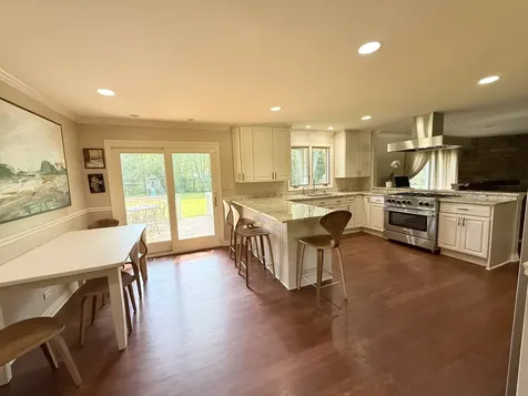 1447 Carol Lane Deerfield IL 60015